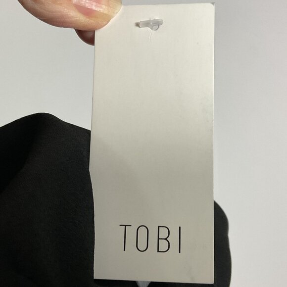 NWT Tobi Danielle Romper, Black, Medium, Lined Shorts, Open Back, Deep V-neck - Picture 10 of 16